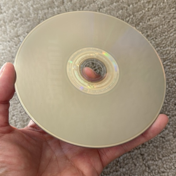 Call of Duty WWII for Xbox One - Green Case - Picture 3 of 5